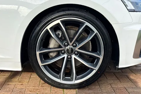 HG23UUO Audi A5 S line 40 TDI quattro 204 PS S tronic Thumbnail #10