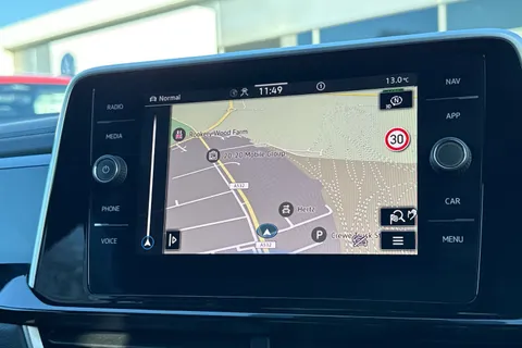 KP25YOE Volkswagen T-Roc 1.5 TSI R-Line 5dr DSG | Heated Seats | App Connect Thumbnail #18