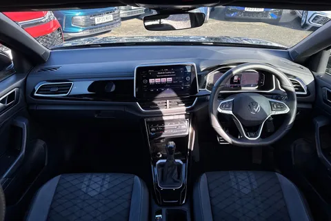 KP25YOE Volkswagen T-Roc 1.5 TSI R-Line 5dr DSG | Heated Seats | App Connect Thumbnail #38