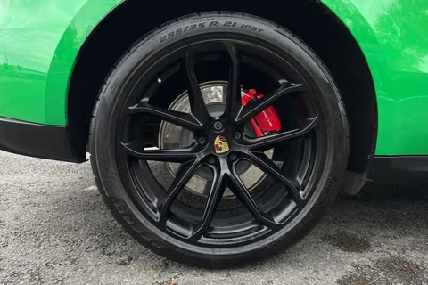 PO72EUK Porsche Macan 2.9T V6 GTS SUV 5dr Petrol PDK 4WD Euro 6 (s/s) (440 ps) Thumbnail #11