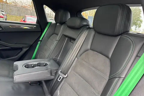 PO72EUK Porsche Macan 2.9T V6 GTS SUV 5dr Petrol PDK 4WD Euro 6 (s/s) (440 ps) Thumbnail #36