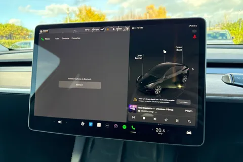 LD73KBW Tesla Model Y (Dual Motor) Long Range Auto 4WDE 5dr Thumbnail #47