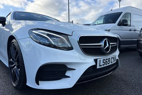 LS69CYA Mercedes-Benz E Class 3.0 E53 MHEV EQ Boost AMG Cabriolet SpdS TCT 4MATIC+ Euro 6 (s/s) 2dr Thumbnail #9