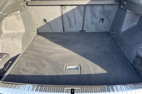 KO74DXV Audi Q3 Black Edition 35 TFSI  150 PS S tronic Thumbnail #8