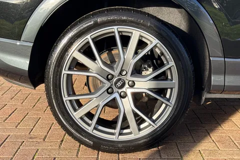 KO74DXV Audi Q3 Black Edition 35 TFSI  150 PS S tronic Thumbnail #12