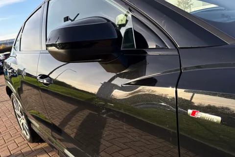 KO74DXV Audi Q3 Black Edition 35 TFSI  150 PS S tronic Thumbnail #28
