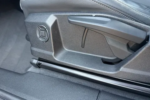 KO74DXV Audi Q3 Black Edition 35 TFSI  150 PS S tronic Thumbnail #33