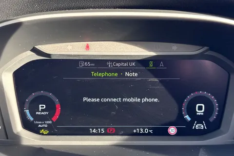 KO74DXV Audi Q3 Black Edition 35 TFSI  150 PS S tronic Thumbnail #52