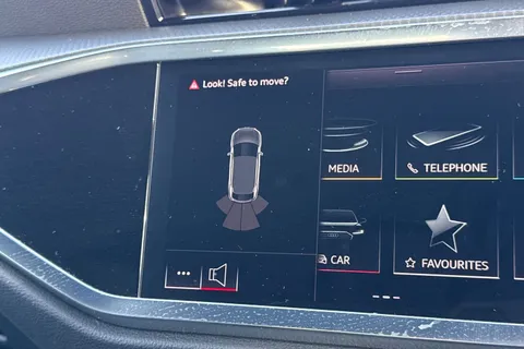 KO74DXV Audi Q3 Black Edition 35 TFSI  150 PS S tronic Thumbnail #58