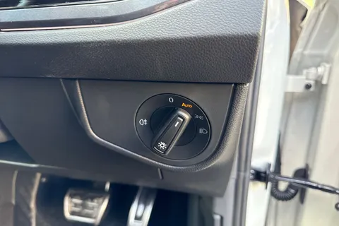 Volkswagen Polo 2.0 TSI GTI DSG Euro 6 (s/s) 5dr Thumbnail #36