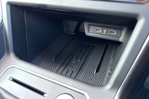 Volkswagen Polo 2.0 TSI GTI DSG Euro 6 (s/s) 5dr Thumbnail #38