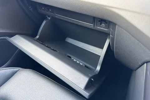 Volkswagen Polo 2.0 TSI GTI DSG Euro 6 (s/s) 5dr Thumbnail #41