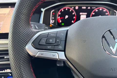 Volkswagen Polo 2.0 TSI GTI DSG Euro 6 (s/s) 5dr Thumbnail #42