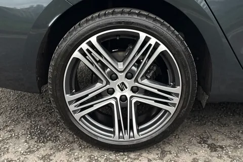 12 of 42 for SEAT Leon 1.5 eTSI MHEV XCELLENCE Lux DSG Euro 6 (s/s) 5dr