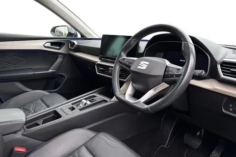 14 of 42 for SEAT Leon 1.5 eTSI MHEV XCELLENCE Lux DSG Euro 6 (s/s) 5dr