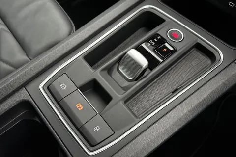 23 of 42 for SEAT Leon 1.5 eTSI MHEV XCELLENCE Lux DSG Euro 6 (s/s) 5dr