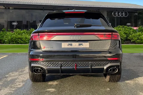  Audi RS Q8 4.0 TFSI V8 Performance Carbon Vorsprung Tiptronic quattro Euro 6 (s/s) 5dr Thumbnail #5