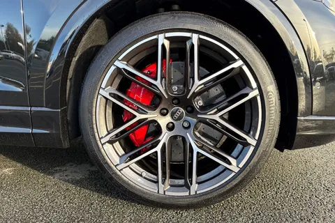  Audi RS Q8 4.0 TFSI V8 Performance Carbon Vorsprung Tiptronic quattro Euro 6 (s/s) 5dr Thumbnail #10