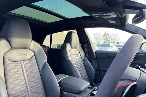  Audi RS Q8 4.0 TFSI V8 Performance Carbon Vorsprung Tiptronic quattro Euro 6 (s/s) 5dr Thumbnail #24