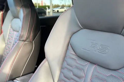  Audi RS Q8 4.0 TFSI V8 Performance Carbon Vorsprung Tiptronic quattro Euro 6 (s/s) 5dr Thumbnail #43