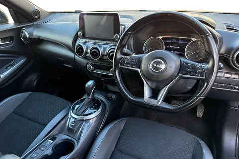 FH72VUU Nissan Juke 1.6 N-Connecta Auto Euro 6 5dr Thumbnail #15