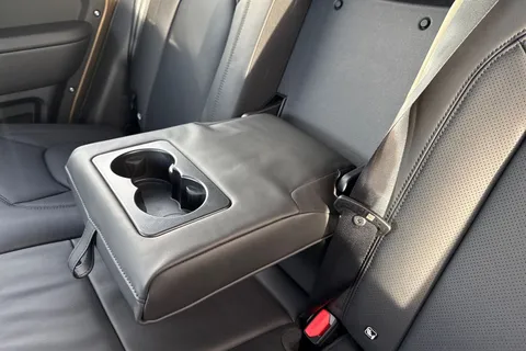 Land Rover Defender 110 3.0 D250 MHEV X-Dynamic HSE Auto 4WD Euro 6 (s/s) 5dr Thumbnail #26