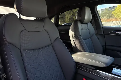 PL25DPN Audi A8 Black Edition 50 TDI quattro 286 PS tiptronic Thumbnail #24