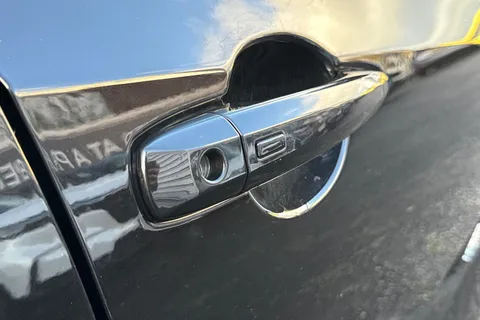 FH72VUU Nissan Juke 1.6 N-Connecta Auto Euro 6 5dr Thumbnail #28