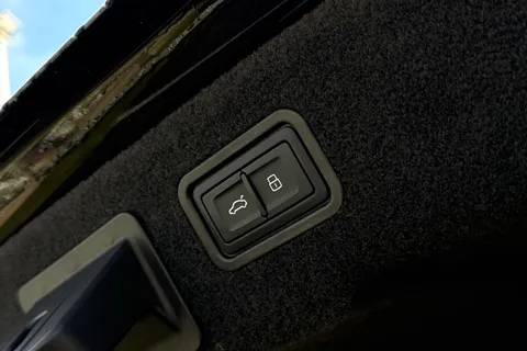 PL25DPN Audi A8 Black Edition 50 TDI quattro 286 PS tiptronic Thumbnail #28