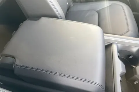 Land Rover Defender 110 3.0 D250 MHEV X-Dynamic HSE Auto 4WD Euro 6 (s/s) 5dr Thumbnail #50