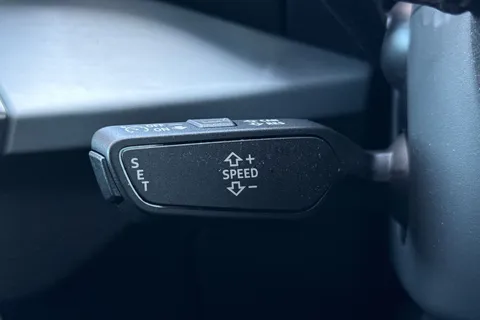 DF74HDE Audi Q2 S line 35 TFSI  150 PS 6-speed Thumbnail #40