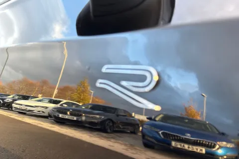 DE25PMX Volkswagen Golf 1.5 eTSI 150 R-Line 5dr DSG **TECH PACK, WINTER PACK, LED MATRIX LIGHTS** Thumbnail #28