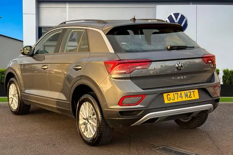 GJ74MZT Volkswagen T-Roc 1.0 TSI 115 Life 5dr **DELIVERY MILES** Thumbnail #3