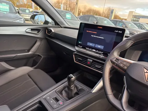 KT74VNJ CUPRA Leon 1.5 TSI 150 V1 5dr **RARE COLOUR** Thumbnail #16