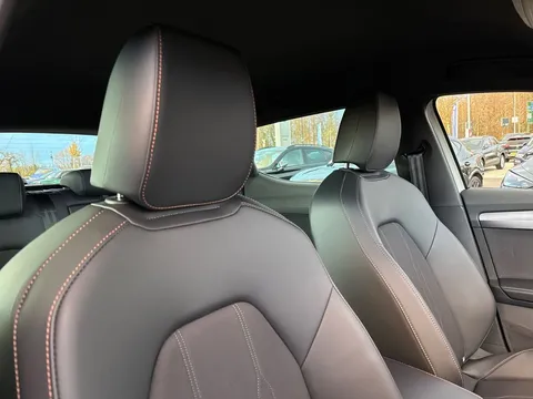 KT74VNJ CUPRA Leon 1.5 TSI 150 V1 5dr **RARE COLOUR** Thumbnail #22