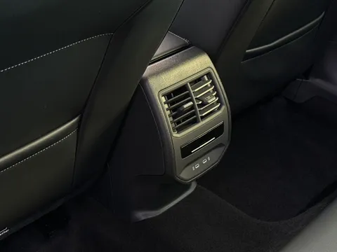 KT74VNJ CUPRA Leon 1.5 TSI 150 V1 5dr **RARE COLOUR** Thumbnail #31