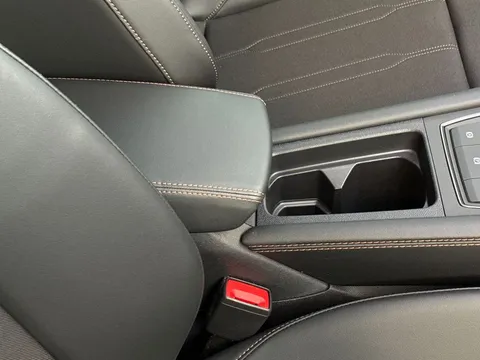 KT74VNJ CUPRA Leon 1.5 TSI 150 V1 5dr **RARE COLOUR** Thumbnail #33