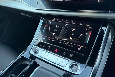 22 of 56 for Audi Q8 S line 55 TFSI quattro 340 PS tiptronic