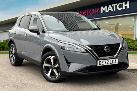 DE72LCA Nissan Qashqai 1.3 DIG-T MHEV N-Connecta XTRON Euro 6 (s/s) 5dr Thumbnail #2
