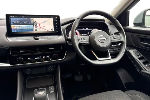 DE72LCA Nissan Qashqai 1.3 DIG-T MHEV N-Connecta XTRON Euro 6 (s/s) 5dr Thumbnail #19