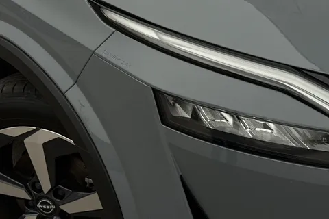 DE72LCA Nissan Qashqai 1.3 DIG-T MHEV N-Connecta XTRON Euro 6 (s/s) 5dr Thumbnail #28