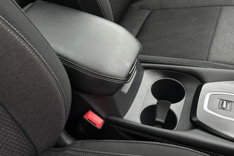 DE72LCA Nissan Qashqai 1.3 DIG-T MHEV N-Connecta XTRON Euro 6 (s/s) 5dr Thumbnail #45