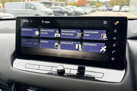 DE72LCA Nissan Qashqai 1.3 DIG-T MHEV N-Connecta XTRON Euro 6 (s/s) 5dr Thumbnail #52