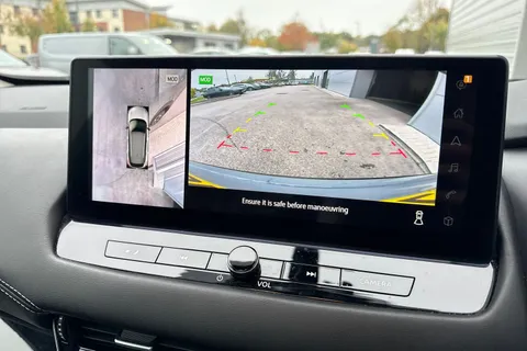 DE72LCA Nissan Qashqai 1.3 DIG-T MHEV N-Connecta XTRON Euro 6 (s/s) 5dr Thumbnail #53