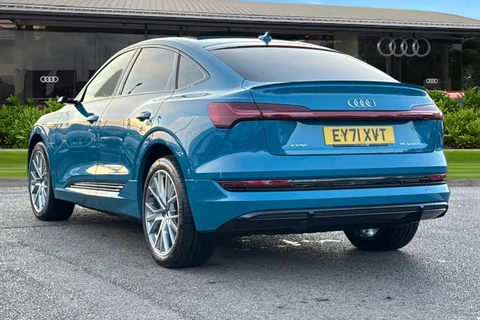 EY71XVT Audi e-tron Sportback Launch Edition 55 quattro 300,00 kW Thumbnail #3
