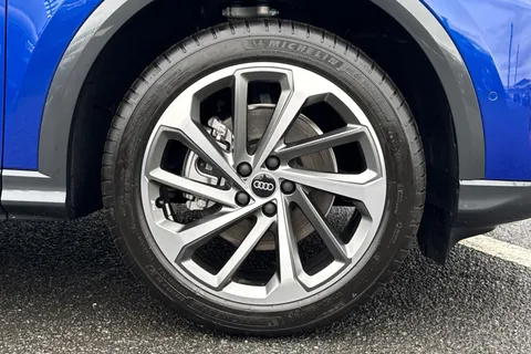  Audi Q5 2.0 TFSI S line Sportback S Tronic quattro Euro 6 (s/s) 5dr Thumbnail #10