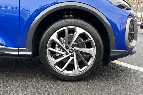  Audi Q5 2.0 TFSI S line Sportback S Tronic quattro Euro 6 (s/s) 5dr Thumbnail #11