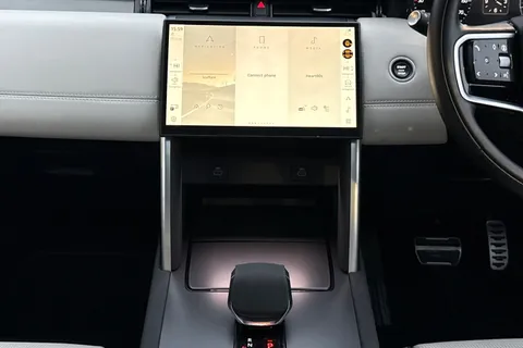 KO73YMK Land Rover Discovery Sport 1.5 P300e Dynamic HSE 5dr Thumbnail #16