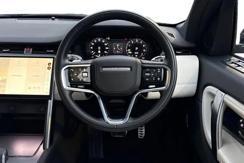 KO73YMK Land Rover Discovery Sport 1.5 P300e Dynamic HSE 5dr Thumbnail #17