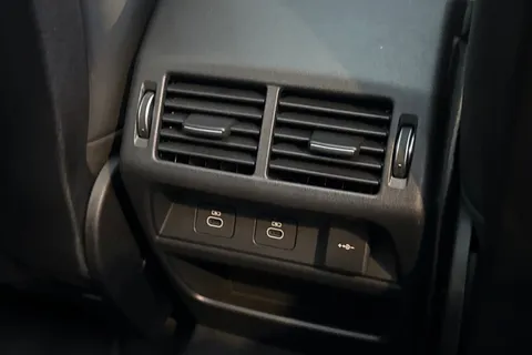 KO73YMK Land Rover Discovery Sport 1.5 P300e Dynamic HSE 5dr Thumbnail #20